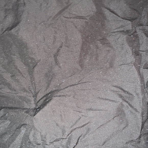 Macy's Bedding Queen Size Comforter Set With Two Throw Pillows And